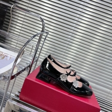 Roger Vivier Shoes